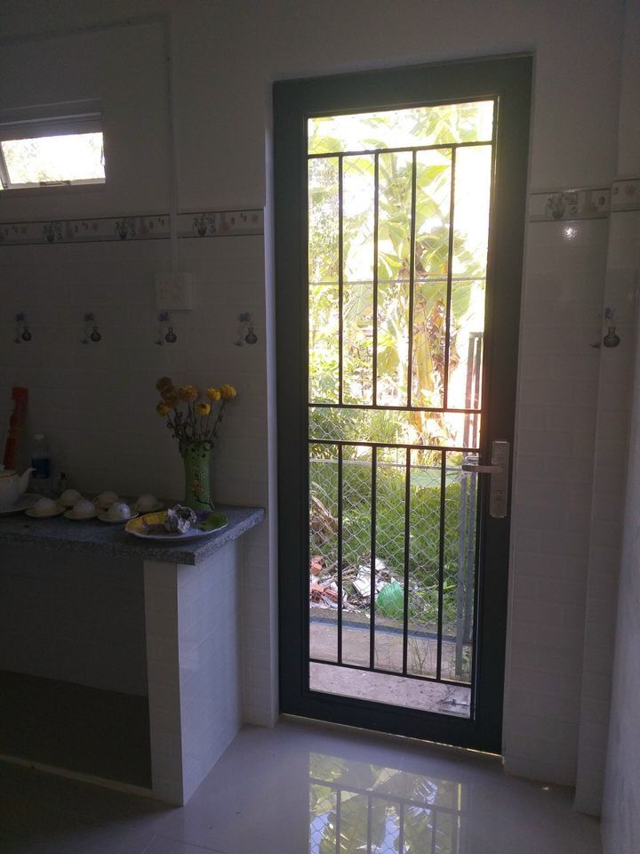 CHO THUÊ NHÀ MỚI CÓ NỘI THẤT MÁY LẠNH MẶT TIỀN KDC ĐẠI HỌC Y DƯỢC, AN KHÁNH, NINH KIỀU.