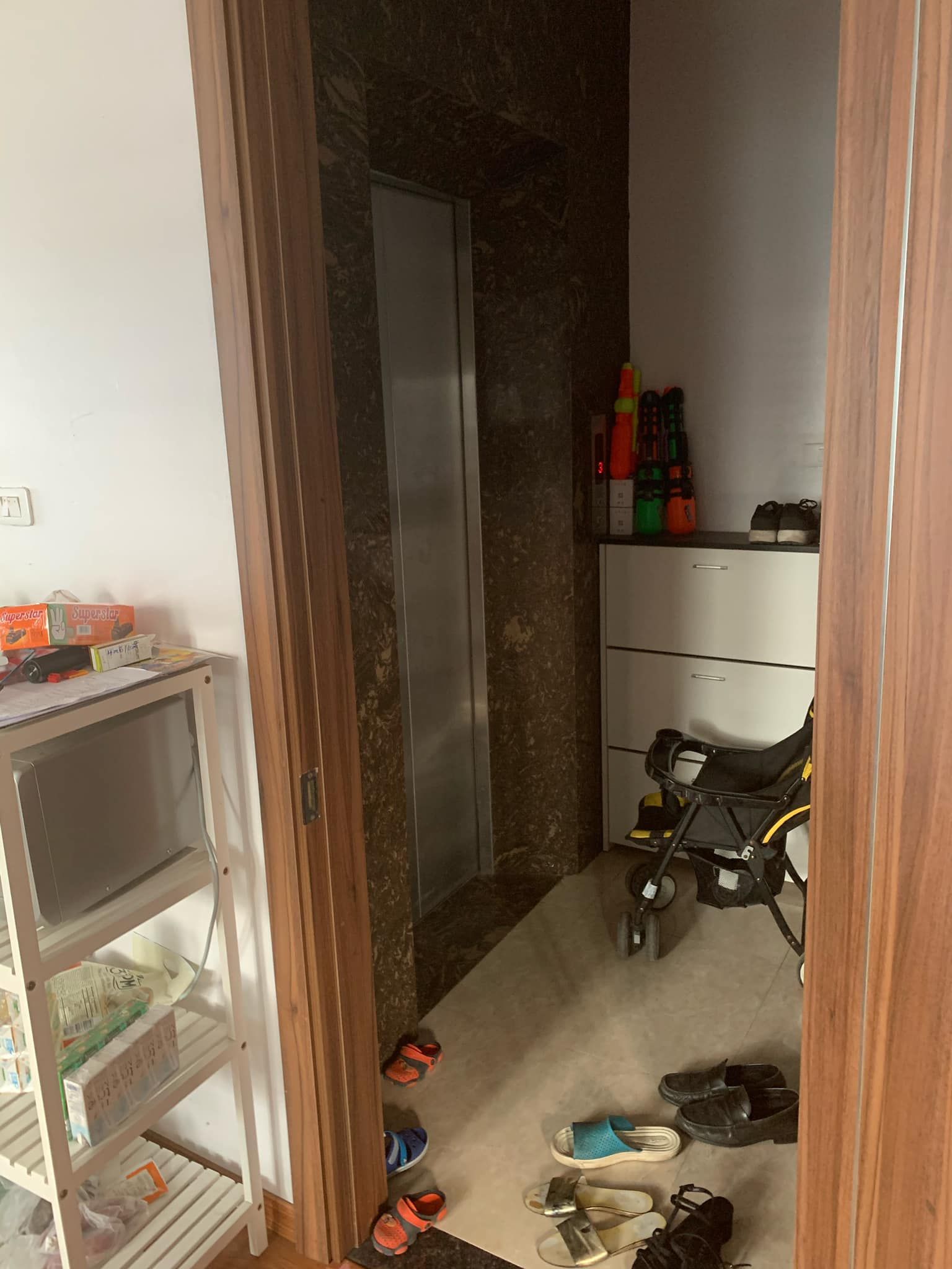 Bán nhà ngõ 285 Phúc Lợi Long Biên Diện tích đất 86m2 xây 6 tầng có thang máy.