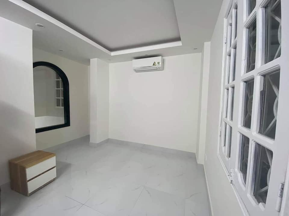 NHÀ ĐẸP ĐÓN TẾT - GẦN HỒ TÂY - THOÁNG SÁNG - KHU VỰC TRUNG TÂM - THANG MÁY CHỜ.