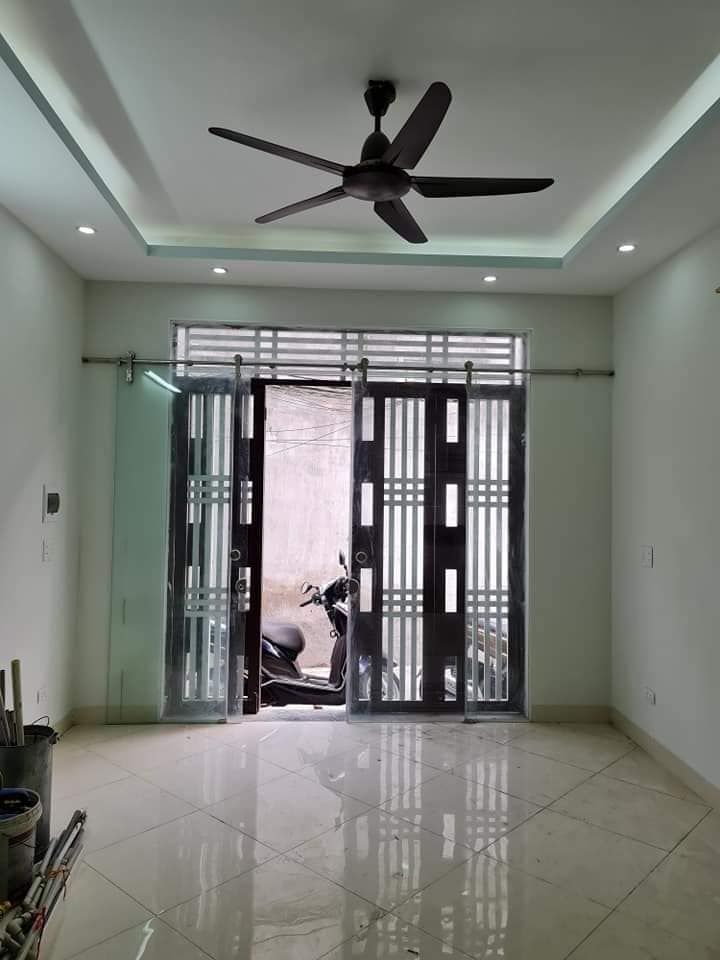 BÁN NHÀ CHỈ 2,85 TỶ NHÀ MỚI ĐẸP, GIÁP NHỊ, HOÀNG MAI 31M2, XÂY 5 TẦNG
