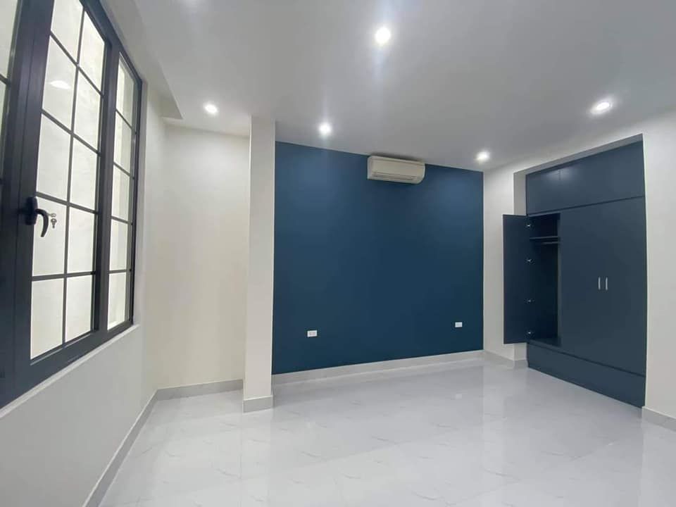 NHÀ ĐẸP ĐÓN TẾT - GẦN HỒ TÂY - THOÁNG SÁNG - KHU VỰC TRUNG TÂM - THANG MÁY CHỜ.
