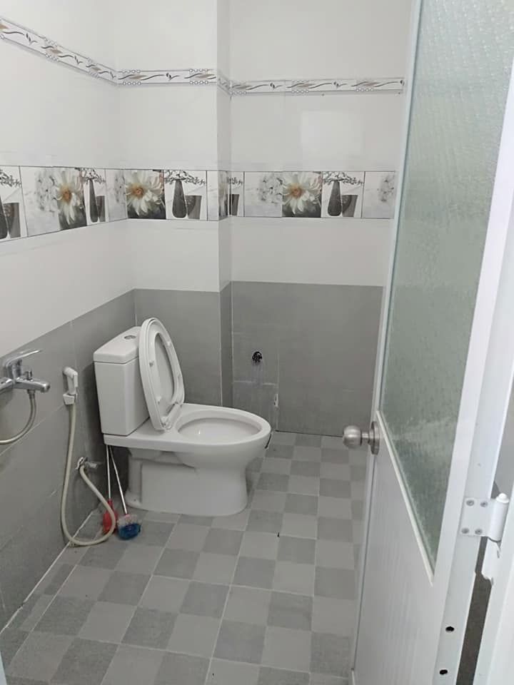 Bán nhà Kdc nghĩa dũng quảng ngãi dt 7 x 18 hướng bắc ,đường nhựa rộng vỉa hè đều có