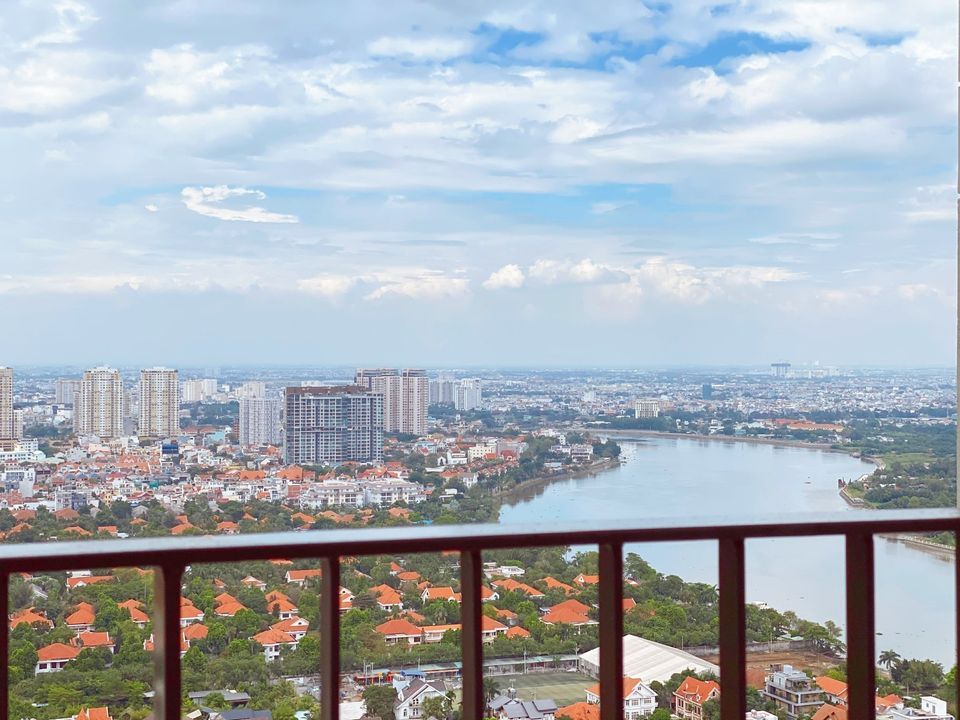 Cho Thuê CC 24 Quận Masteri Thảo Điền Q2 2pn 2wc có ban công 71m2 tầng siêu cao không bị nắng