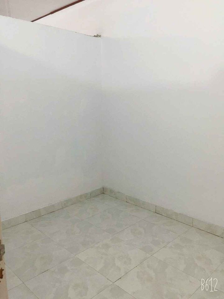 Bán nhà TPBTre p8 ngang 4m dài 13m tdt 50.7m giá 550 triệu xem nhà Alo 0939 661 779