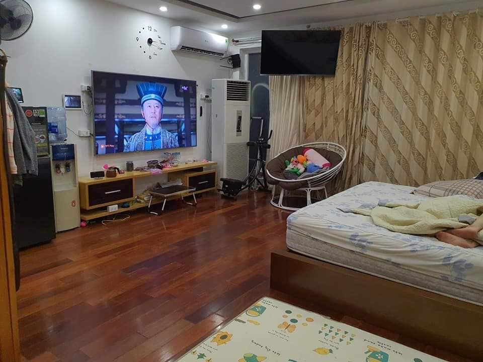 BÁN GẤP NHÀ MỚI ĐẸP TRUNG KÍNH CẦU GIẤY, GARA Ô TÔ, KD VP 56M2, XÂY 6 TẦNG, MT 5,5M, GIÁ 14,5 TỶ