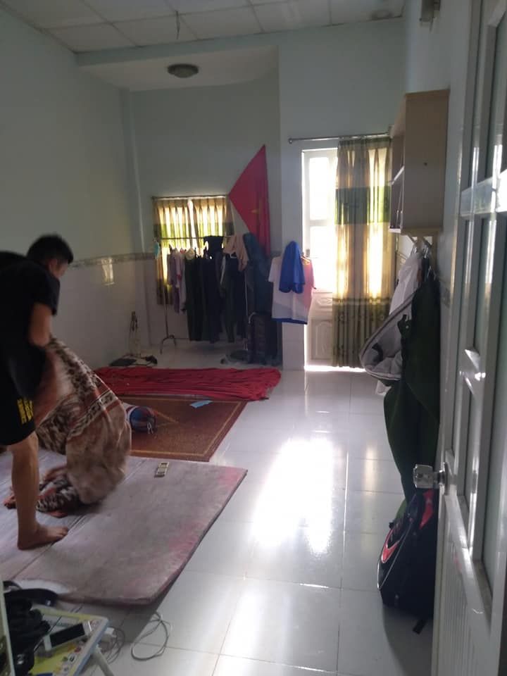Cho thuê nhà nguyên. MỘT trệt lầu. đường 14, phường linh chiểu, thủ Đức. Gần chợ thủ Đức.