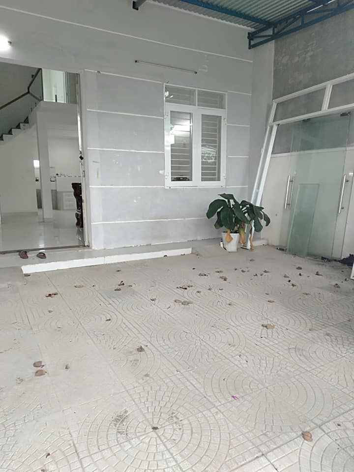 Bán nhà Kdc nghĩa dũng quảng ngãi dt 7 x 18 hướng bắc ,đường nhựa rộng vỉa hè đều có
