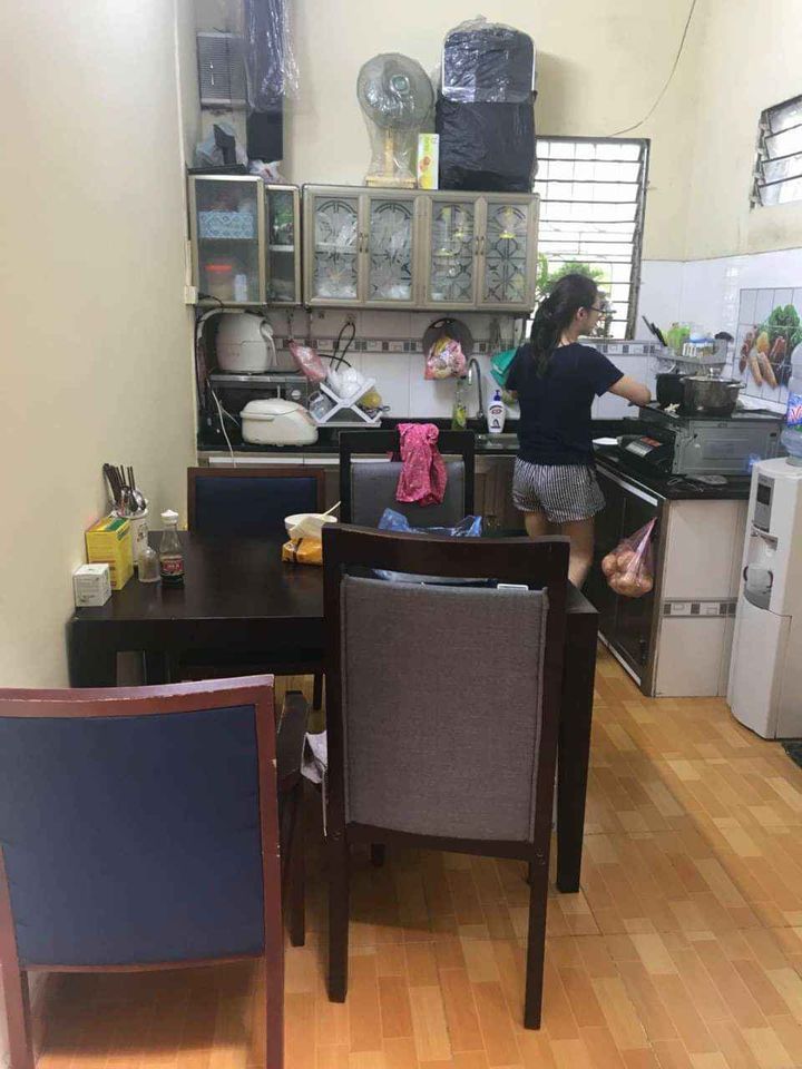 Gia đình mở rộng kinh doanh cần bán nhà 42m2 phố Phan Đình Giót, Thanh Xuân. 2 mặt ngõ cực rộng.