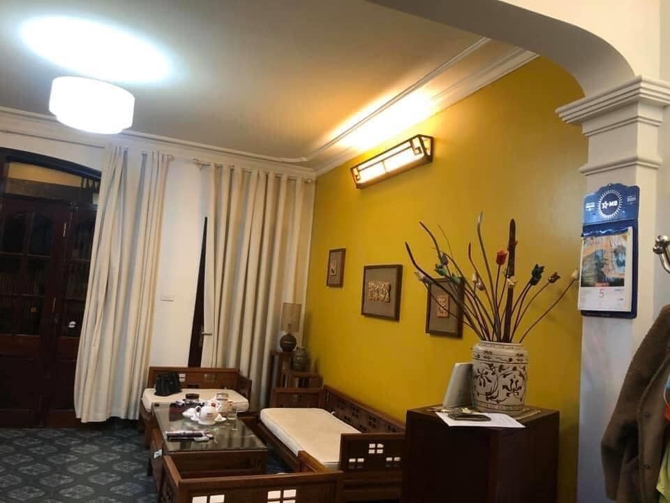 Cần bán nhà Cù Chính Lan Thanh Xuân. Nhà nằm vị trí rất đẹp, giữa Nguyễn Ngọc Nại và Hoàng Văn Thái