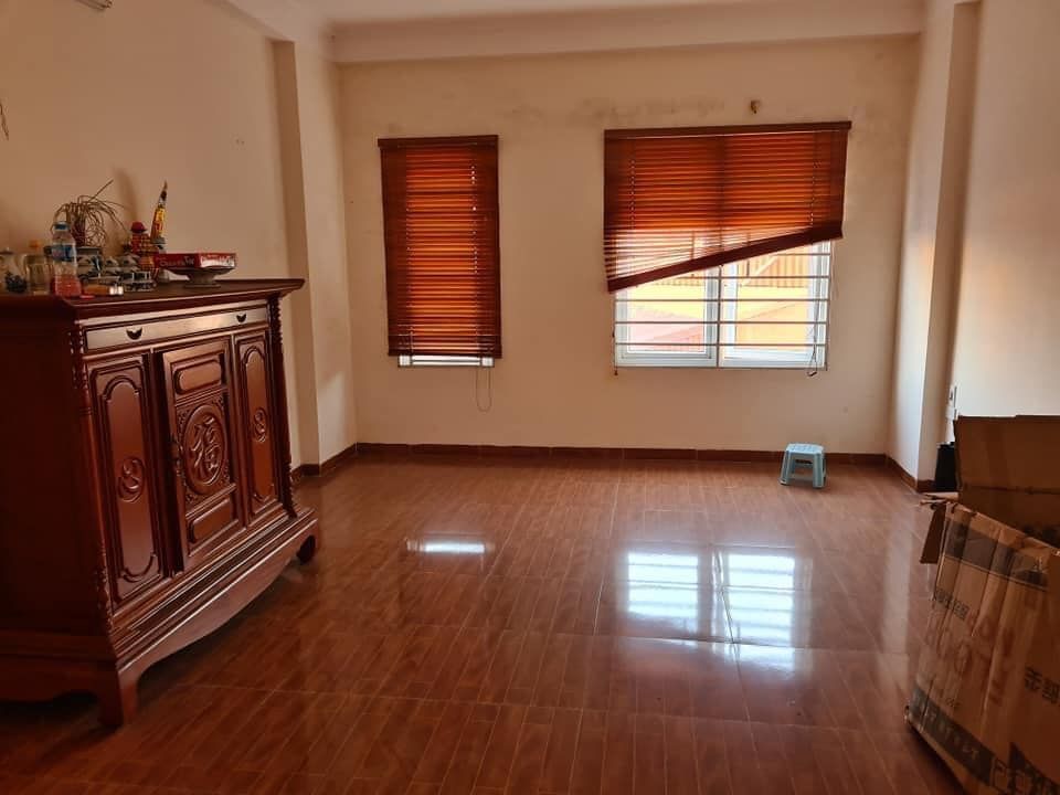 BÁN NHÀ PHỐ TÔN ĐỨC THẮNG, DIỆN TÍCH 40M, 6 TẦNG, MẶT TIỀN: 4M, GIÁ: 4.3 TỶ.