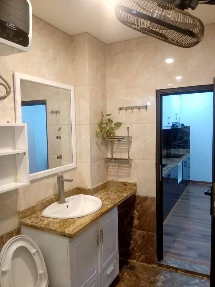 Bán Toà Chung Cư Mini Doanh Thu Khủng Trung Tâm Quận Thanh Xuân 70m x 6 Tầng Thang Máy.