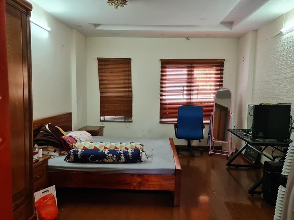 BÁN NHÀ PHỐ TÔN ĐỨC THẮNG, DIỆN TÍCH 40M, 6 TẦNG, MẶT TIỀN: 4M, GIÁ: 4.3 TỶ.