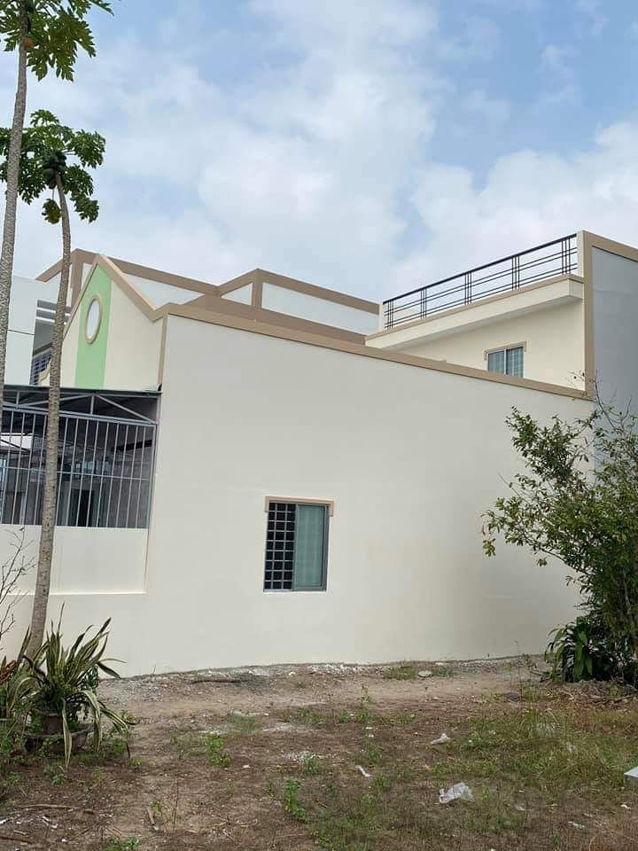 BÁN NHÀ MỚI MỚI XÂY ĐÓN TẾT TẠI XÃ SƠN ĐÔNG TP BẾN TRE. Hẻm đối diện Đình Tân Thành.
