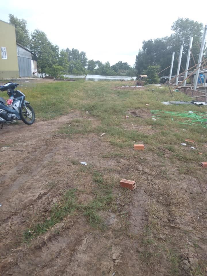 Người quen có 20m đất mặt tiền đường hộ phòng chủ chí thuộc huyện giá rai Đất mặt tiền DT lớn
