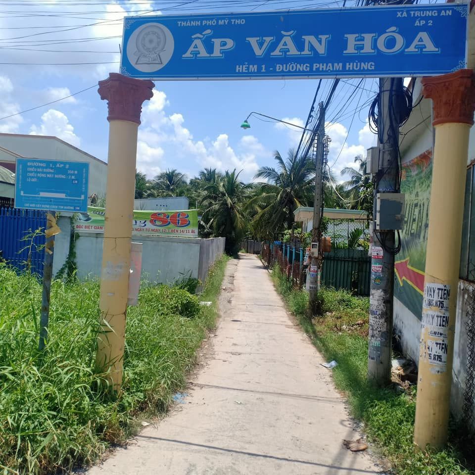 Do kẹt tiền cần bán 1 căn nhà. Xã Trung An Gần Big C Gần Trường học Gần Chợ. Diện Tích 4*16. 1 lầu