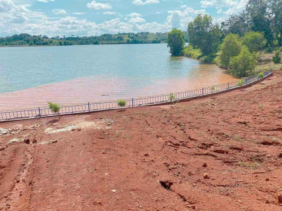 BÁN LÔ ĐẤT BIỆT THỰ VIEW HỒ TRUNG TÂM TP GIA NGHĨA - DAK NÔNG Giá chỉ 1,8 triệu đồng/m2