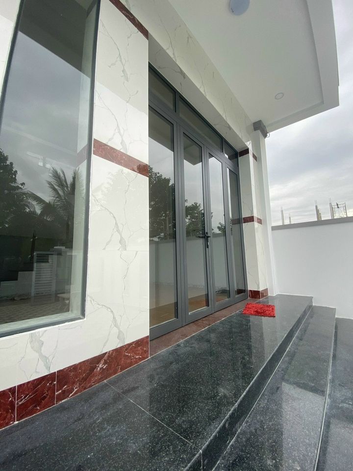 Nhà mới siêu đẹp GIẢM NHANH TRƯỚC TẾT GIÁ 3 TỶ CHỐT NHANH 2.7 tỷ Phú Nhuận, Bến Tre