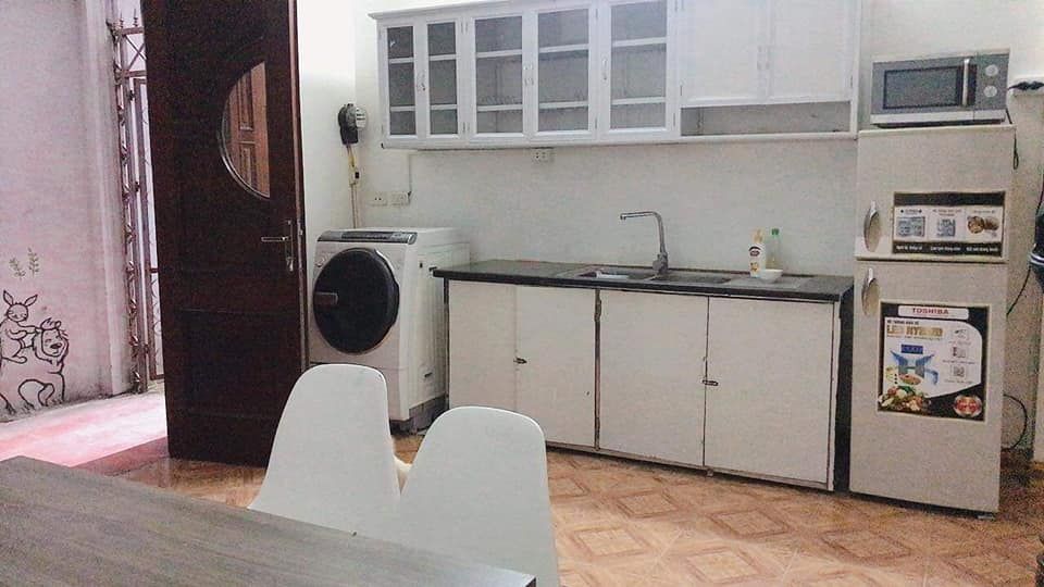 Mình còn 1 phòng cần cho thuê giá 3tr khép kín, bếp riêng tại ngõ 11 Tô Ngọc Vân. Phòng tầng 1