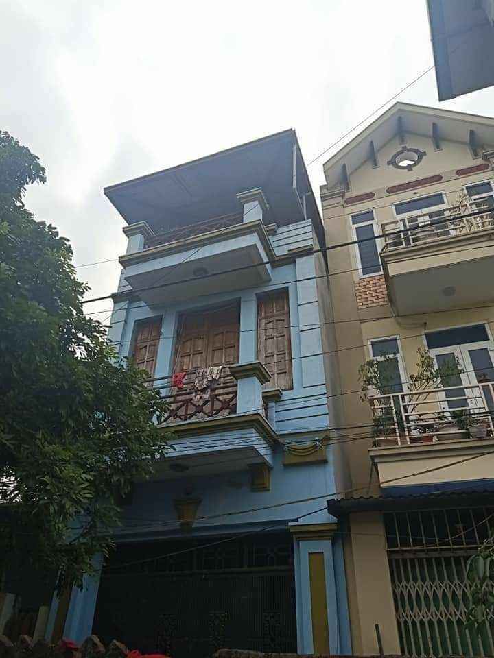 Chính chủ cần bán gấp ngôi nhà 3 tầng đẹp như mơ với giá siêu đẹp Khoái Châu Hưng Yên