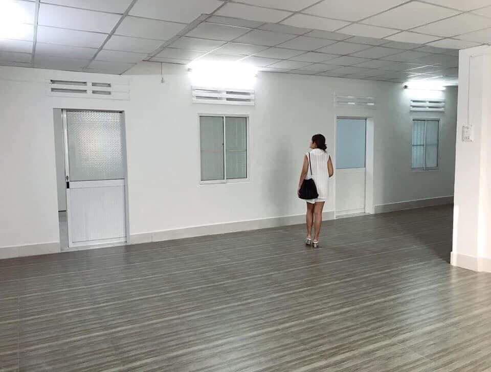 CHO THUÊ NHÀ NGUYÊN CĂN TRẦN HƯNG ĐẠO trung tâm thành phố Quy Nhơn, nhà mới đẹp