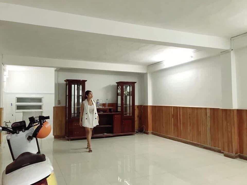 CHO THUÊ NHÀ NGUYÊN CĂN TRẦN HƯNG ĐẠO trung tâm thành phố Quy Nhơn, nhà mới đẹp