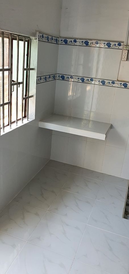 Cho thuê nhà trọ mới xây tại 193 Chu Văn An, khúc gần trường Cao Đẳng KG, gần chợ Tắc Ráng, có gác.