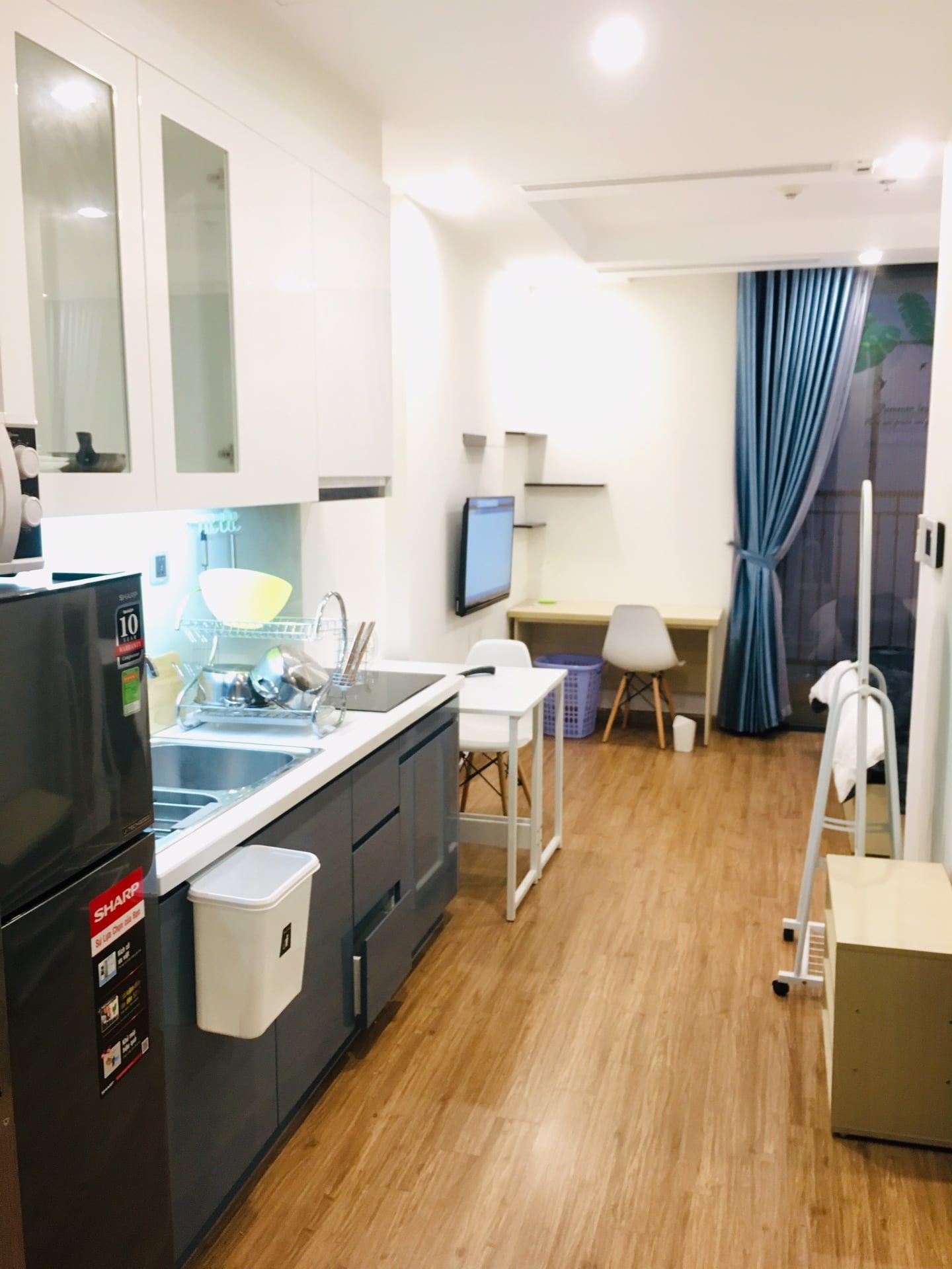 cho thuê studio 30m2 đầy đủ nội thất xịn tại vinhomes greenbay giá rẻ. phù hợp 1-2 người.