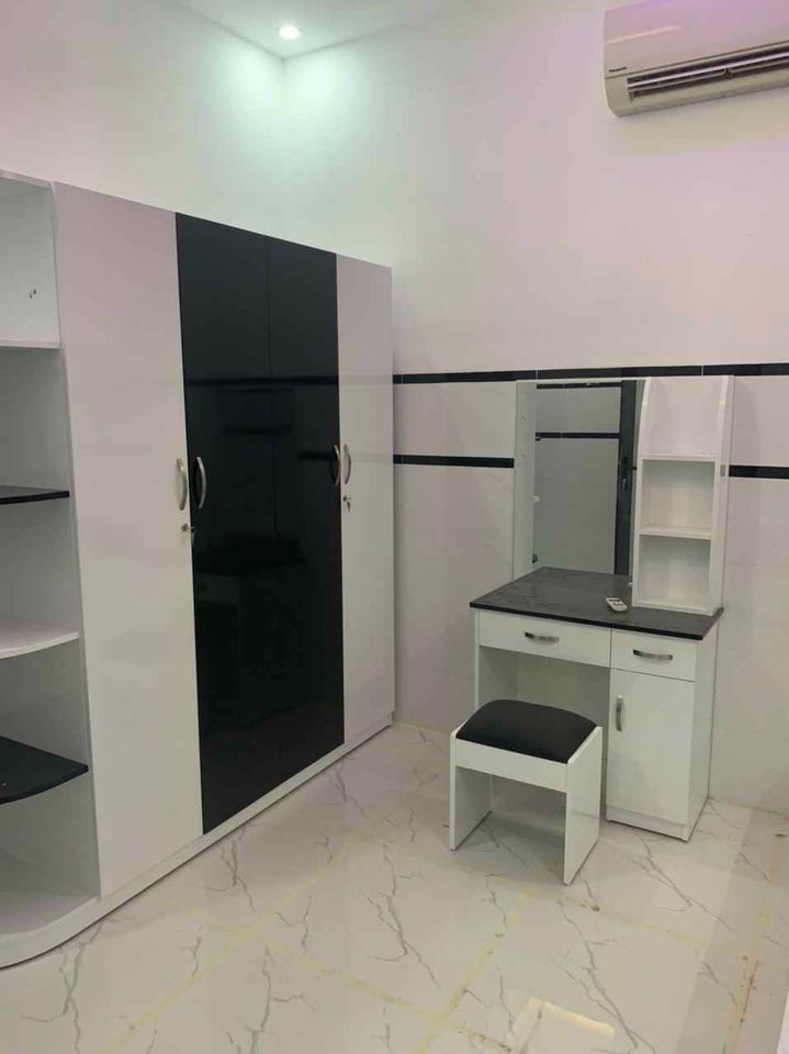 Căn nhà người quen cần bán gấp cho kịp xoay xở công việc 108m2 8x13 vuông vức Đất Đỏ