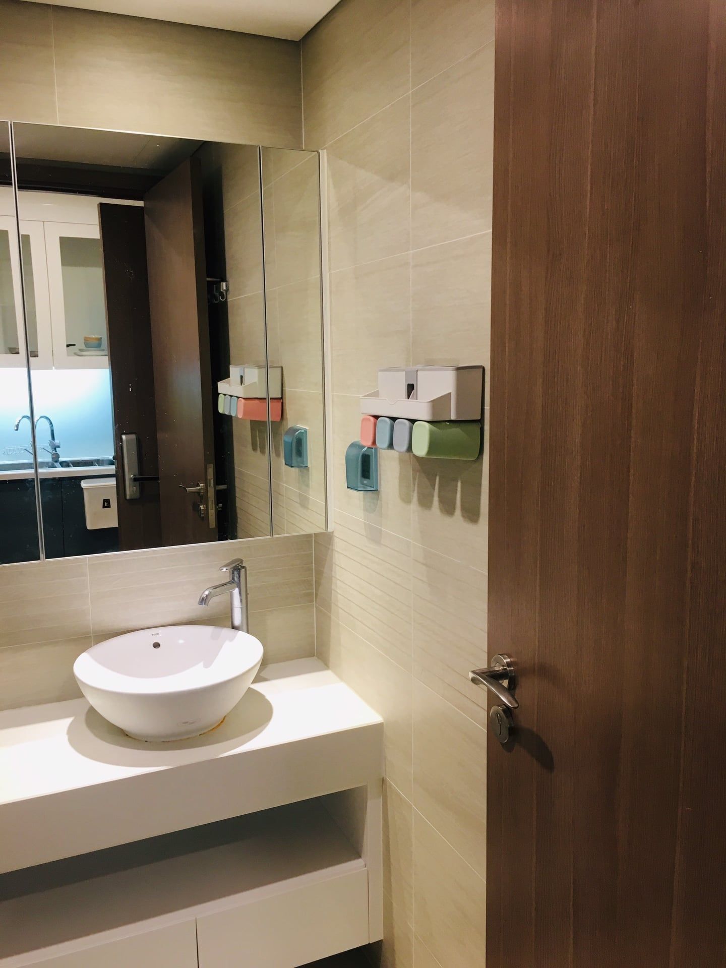 cho thuê studio 30m2 đầy đủ nội thất xịn tại vinhomes greenbay giá rẻ. phù hợp 1-2 người.