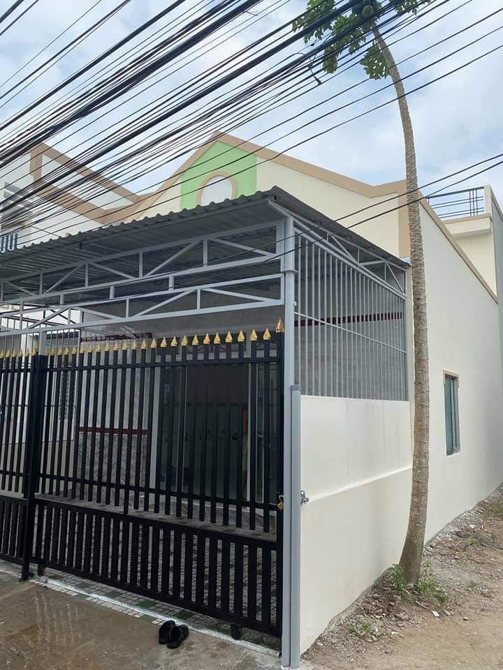 BÁN NHÀ MỚI MỚI XÂY ĐÓN TẾT TẠI XÃ SƠN ĐÔNG TP BẾN TRE. Hẻm đối diện Đình Tân Thành.