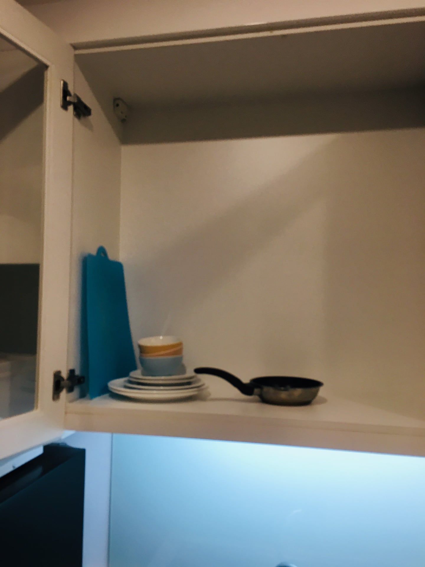 cho thuê studio 30m2 đầy đủ nội thất xịn tại vinhomes greenbay giá rẻ. phù hợp 1-2 người.