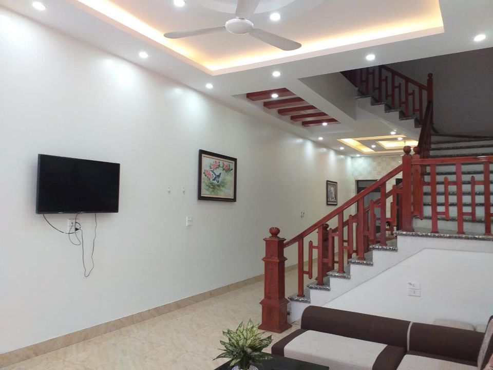 Gia chủ cần tiền nên cần bán nhanh ngôi nhà 6 tầng khu k15 trước tết . Gồm 8p Full đồ có thang máy