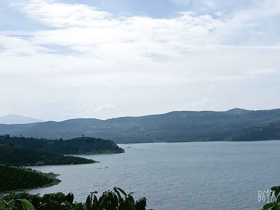 Bán đất View sông phong thủy cực đẹp tựa sơn hướng thủy. Diện tích 8600m² có hơn 100met mặt hồ