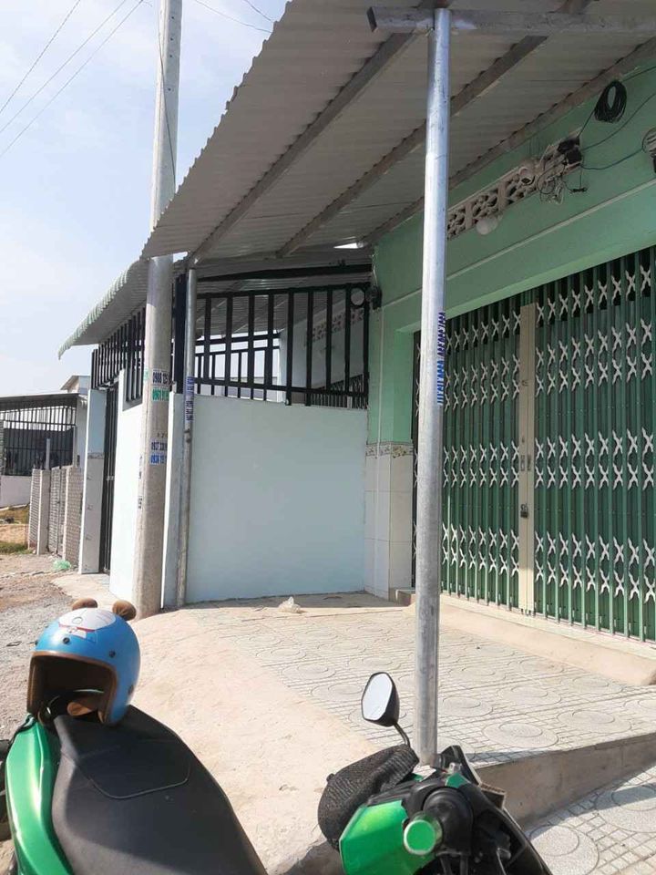 cần bán lại dãy nhà trọ vừa mới xây xong ở đường Khánh Bình 70, Tx Tân Uyên.