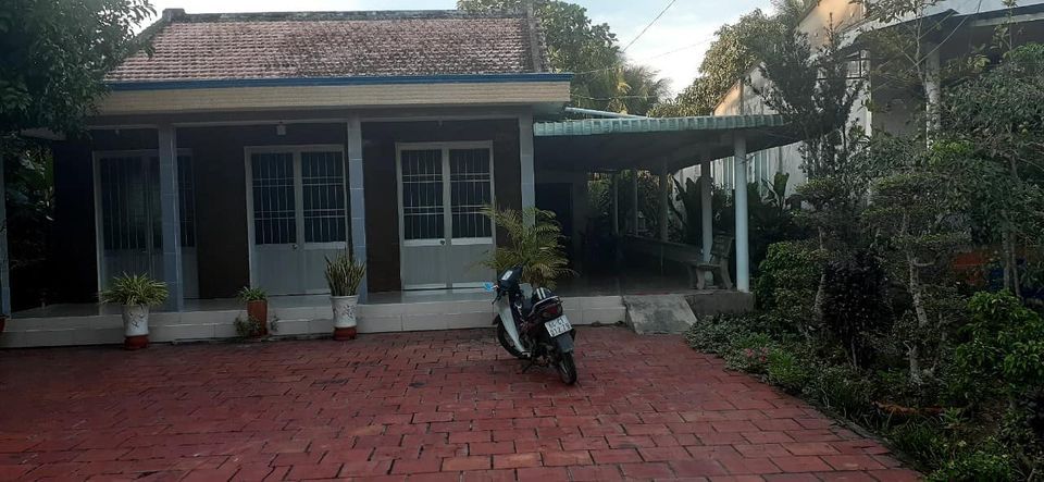 Chú Thím kẹt tiền cần bán gấp 4424m đất + nhà cấp4 mặt tiền đường Dal 3m Châu Thành Đồng Tháp