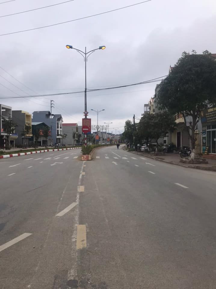 Cần Bán Mảnh Đất Mặt đường Hùng Vương Vị Trí Rất Đẹp Để ở Hay Kinh Doanh