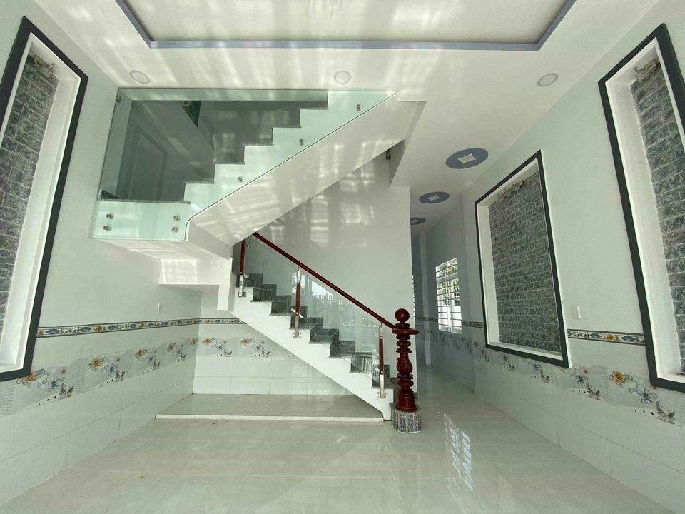 Bán nhà ấp 5 xã Tân thạnh đông củ chi giá đầu tư 5 tỷ 300 triệu Lh 0397993569 gặp tuấn