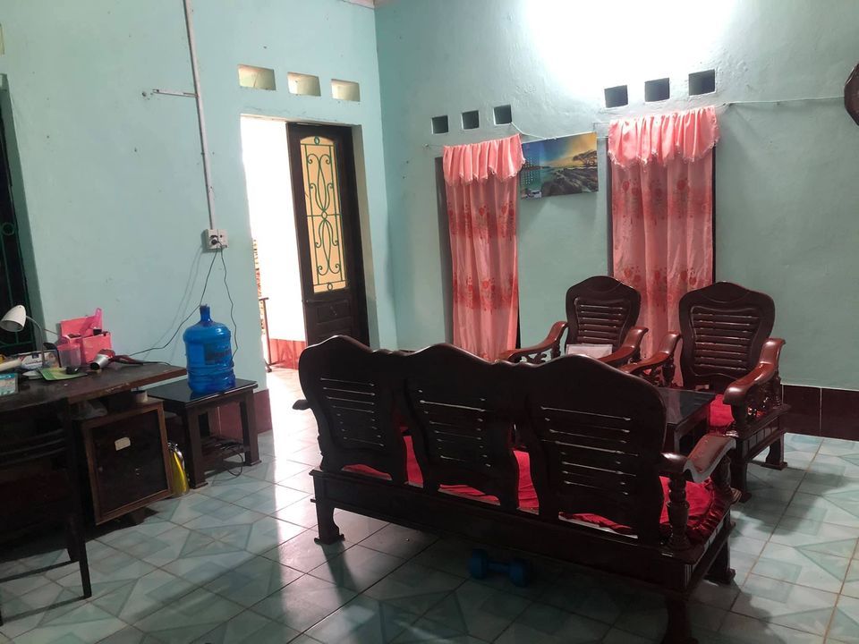Cần bán mảnh đất kèm tặng nhà cấp 4, tổ 3 Tân Giang Diện tích: 214m, có 80m đất ở