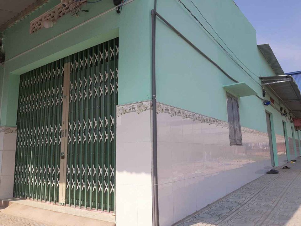 cần bán lại dãy nhà trọ vừa mới xây xong ở đường Khánh Bình 70, Tx Tân Uyên.