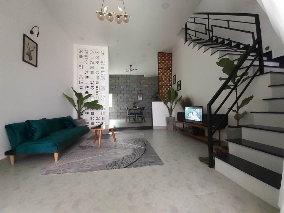 Chủ cần bán nhà mới đẹp như homestay sổ riêng vừa hoàn thành cần bán cách cầu Hóa An Biên Hòa 500m