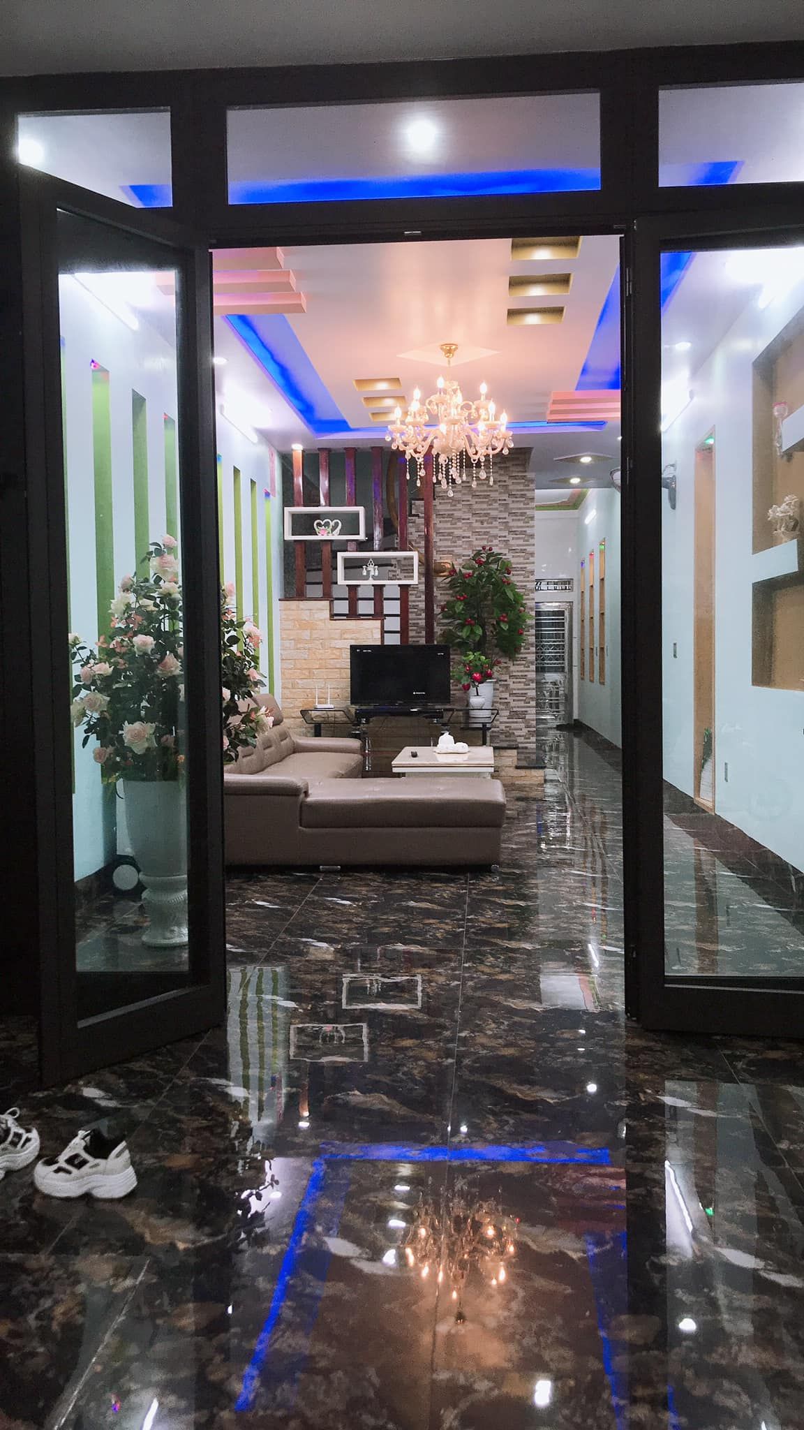Gia đình mình chuyển địa điểm cần bán căn nhà số 51 lê thánh tông tổ 11 Nguyễn Trãi Hà Giang