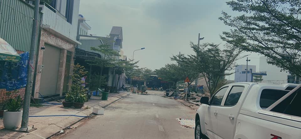 Bán đất thổ cư kdc long bình kp6 long bình diện tích 5x18,75m Sổ đỏ riêng,thổ cư toàn bộ