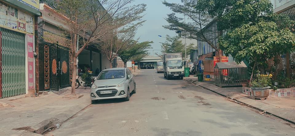 Bán đất thổ cư kdc long bình kp6 long bình diện tích 5x18,75m Sổ đỏ riêng,thổ cư toàn bộ