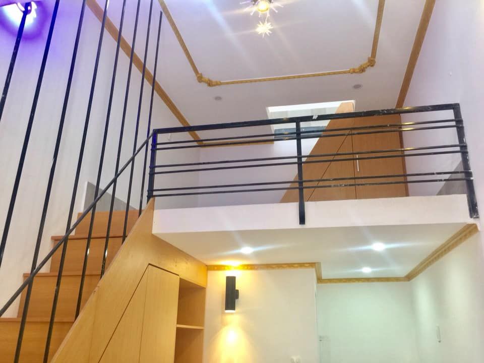 Bán Nhà mới đẹp ngay bến Ninh Kiều số 79/6 Ngô Đức Kế. Cách chợ 50m, cách đường Châu Văn Liêm 200m