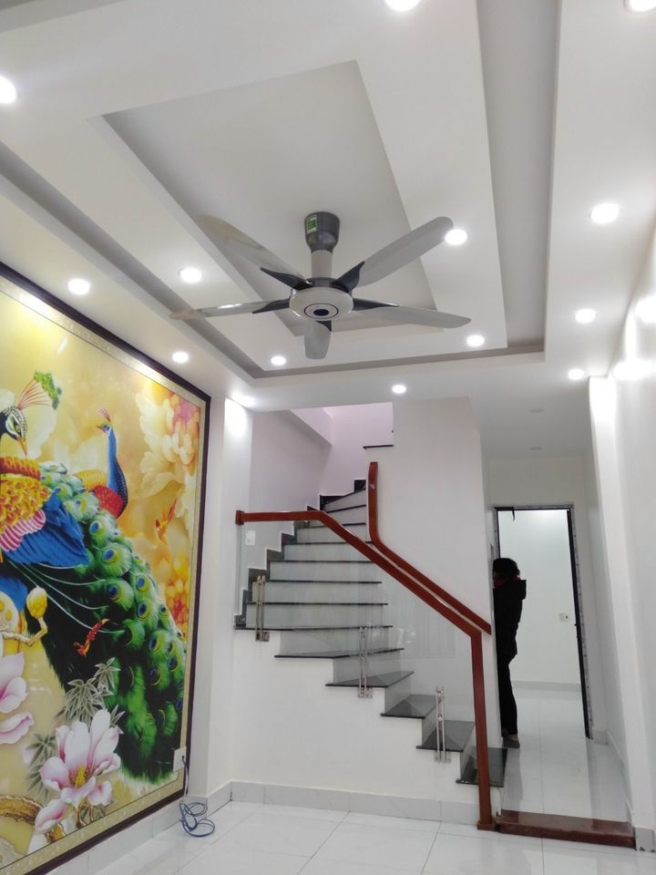 Cần bán nhà 2 tầng Ngõ phố Thống Nhất TP Hải Dương Diện tích 37m2. Mặt tiền 3m vuông vắn