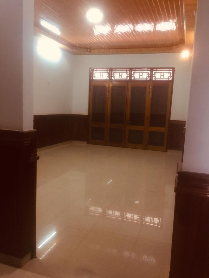 NHÀ CHÍNH CHỦ CHO THUÊ DÀI HẠN. Nhà mặt tiền Số 58 Phạm Văn Đồng; cách cầu Đăk Bla chưa tới 700m