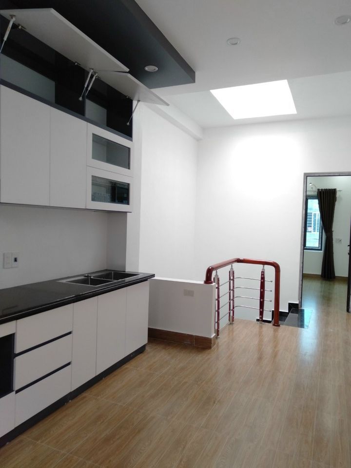 Cần bán nhà 2 tầng Ngõ phố Thống Nhất TP Hải Dương Diện tích 37m2. Mặt tiền 3m vuông vắn