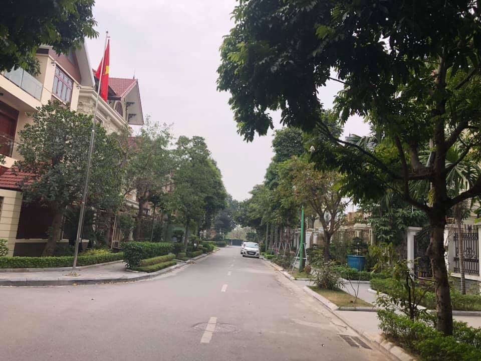 Cần bán nhà biệt thự khu Đô Thị Việt Hưng Long Biên Hà Nội Phong thủy tốt Cần bán