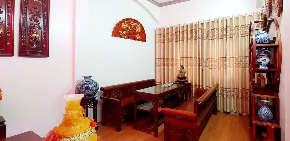 Bán căn nhà đường ĐINH THỊ VÂN, TP Nam Định ( cách chợ Hạ Long 100m)