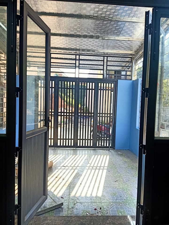 bán căn nhà này.nhà có đầy đủ nóng lạnh điều hòa 4x23 giá 2 tỷ 200tr Tổ 2 minh khai hà giang